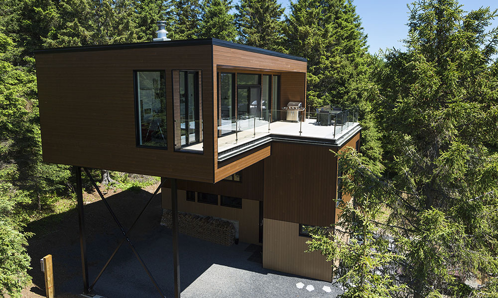 Front of a cottage for rent in Mont Grand-Fonds